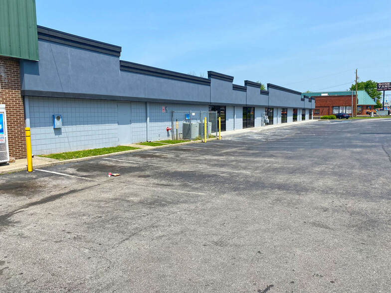 7846 Dixie Hwy, Louisville, KY for lease - Building Photo - Image 2 of 6