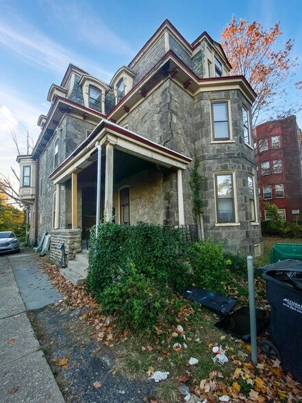 5214 Wayne Ave, Philadelphia, PA for sale - Primary Photo - Image 1 of 18