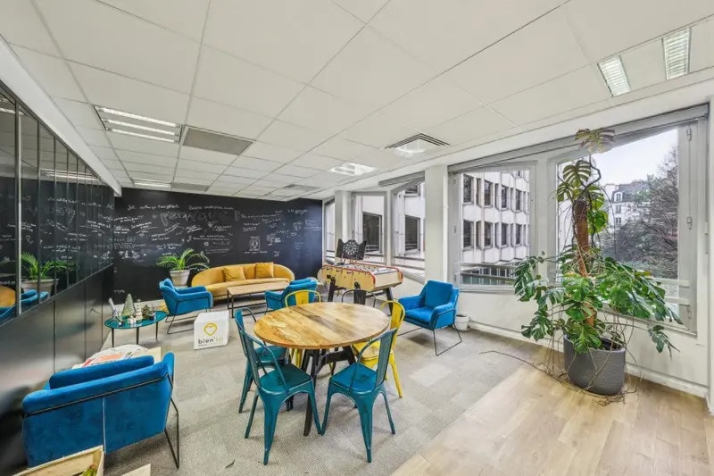 Office in Paris for lease - Interior Photo - Image 2 of 14
