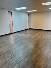 8546 Broadway St, San Antonio, TX for lease Interior Photo- Image 2 of 4