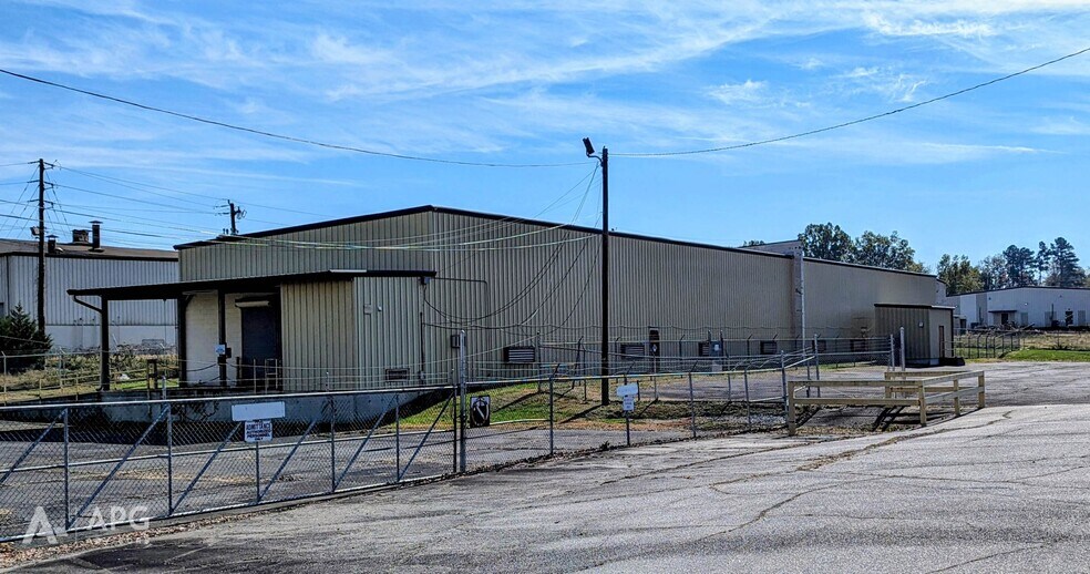 3399 Durham Rd, Roxboro, NC 27573