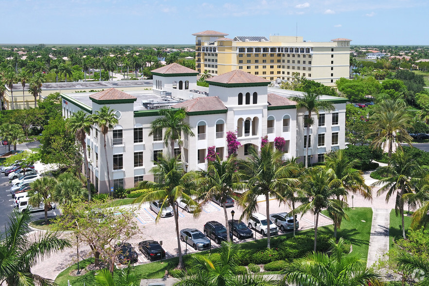 11575 Heron Bay Blvd, Coral Springs, FL for sale - Primary Photo - Image 1 of 1