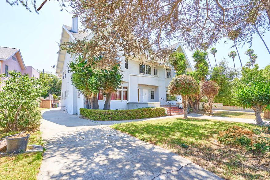 4440 Victoria Park Dr, Los Angeles, CA for sale - Primary Photo - Image 1 of 1