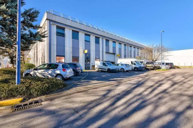 44 Rue Maurice De Broglie, Aulnay-sous-Bois for lease - Building Photo - Image 2 of 8