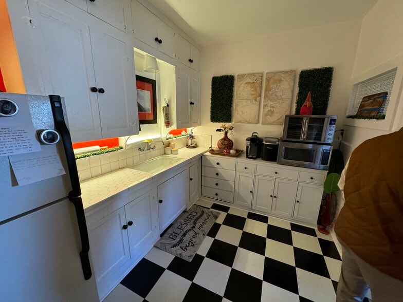 3762 W 7th St, Fort Worth, TX for sale - Building Photo - Image 3 of 13