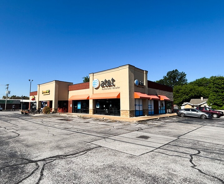 1011 S Glenstone Ave, Springfield, MO for lease - Building Photo - Image 1 of 9