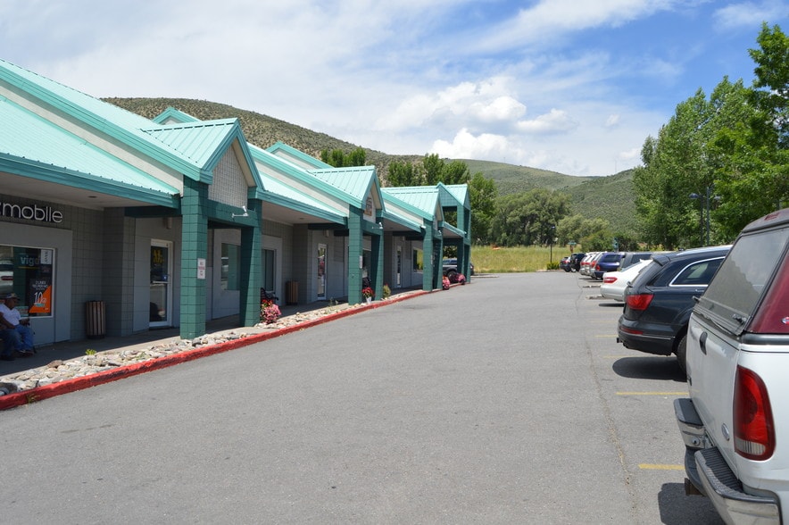 51 Beaver Creek Pl, Avon, CO for sale - Building Photo - Image 1 of 1