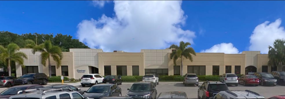 12550 Professional Park Dr, Fort Myers, FL for lease - Building Photo - Image 1 of 4