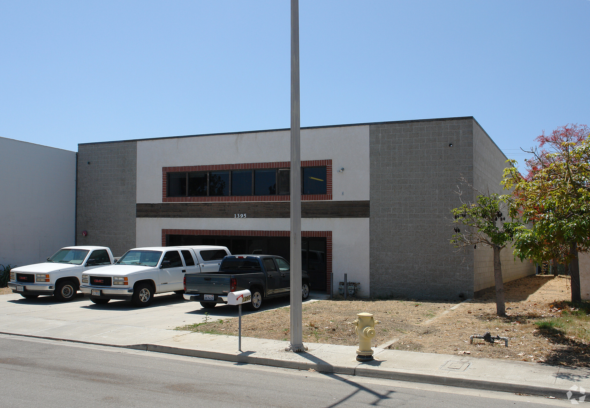 1395 Tower Sq, Ventura, CA for sale Primary Photo- Image 1 of 1