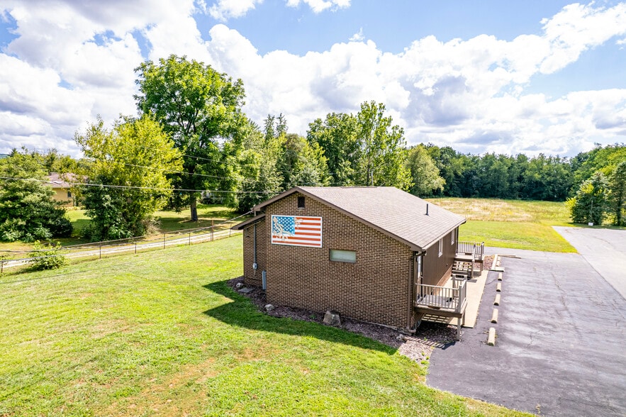 376 E Main St, Mount Pleasant, PA for sale - Building Photo - Image 1 of 18