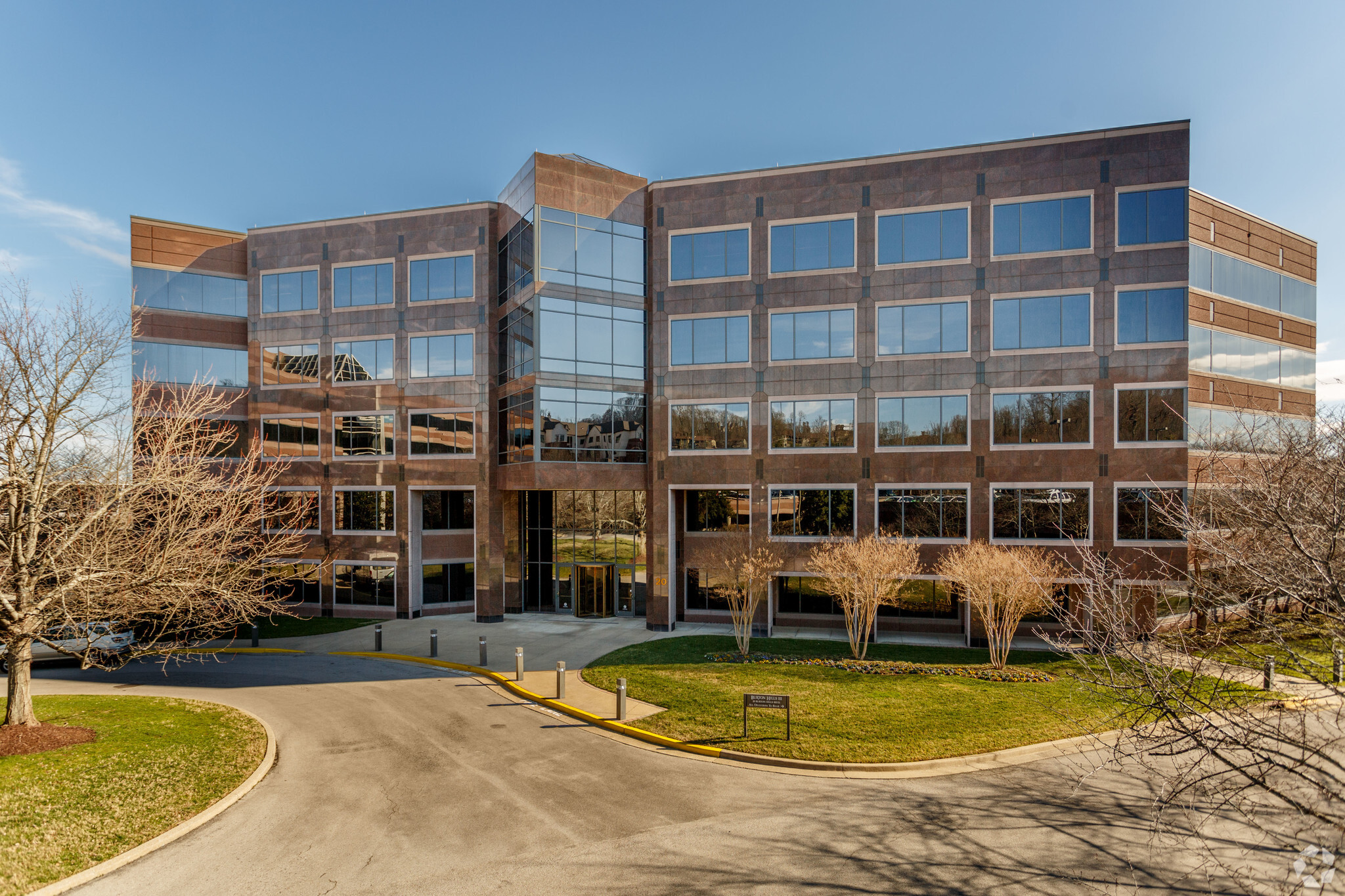 20 Burton Hills Blvd, Nashville, TN for sale Building Photo- Image 1 of 1