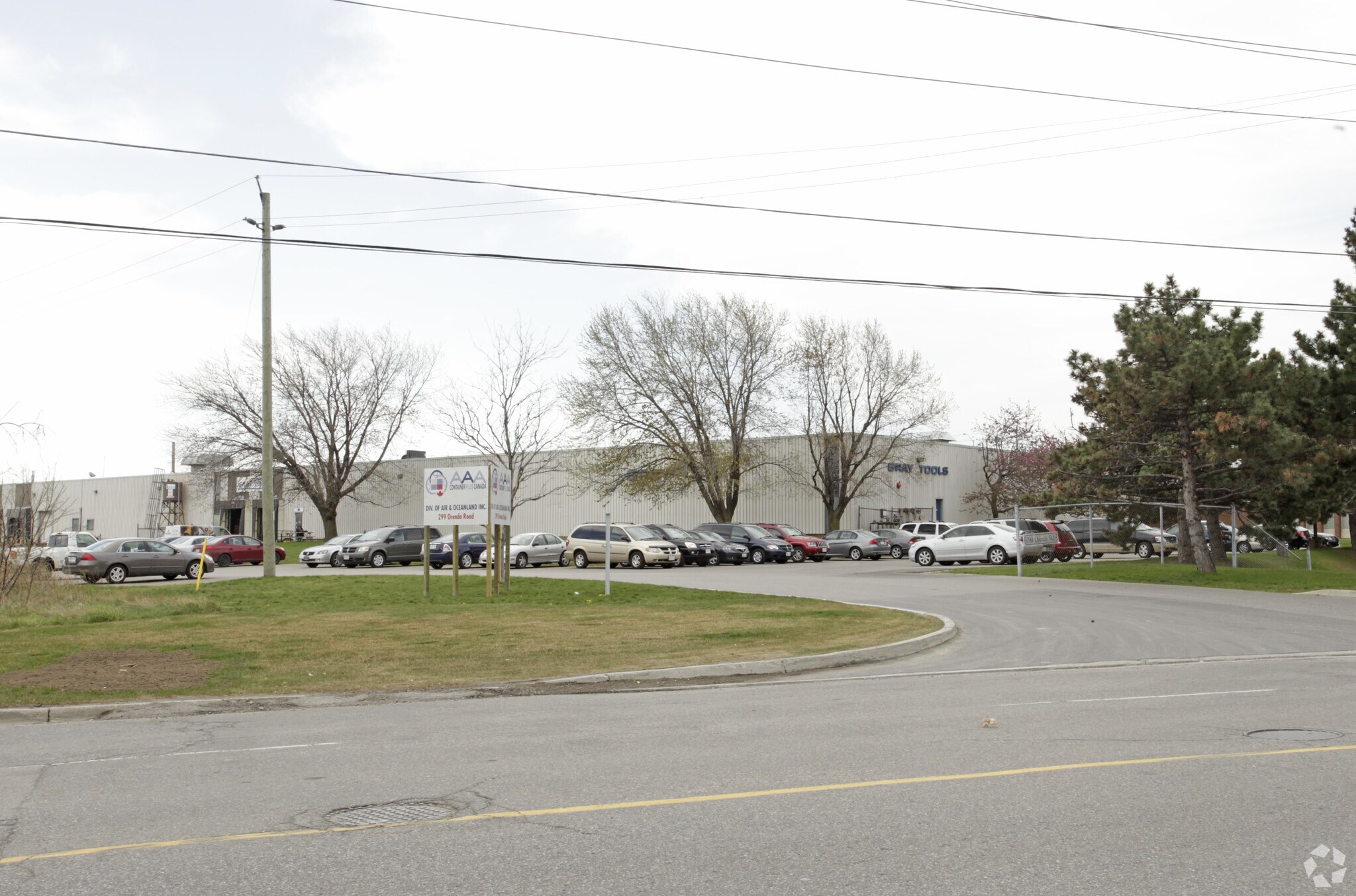 299 Orenda Rd, Brampton, ON for lease Primary Photo- Image 1 of 3
