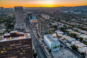 6221 Wilshire Blvd, Los Angeles, CA for lease Building Photo- Image 1 of 1