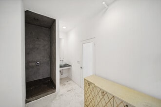 359 Broadway, New York, NY for lease Interior Photo- Image 2 of 16