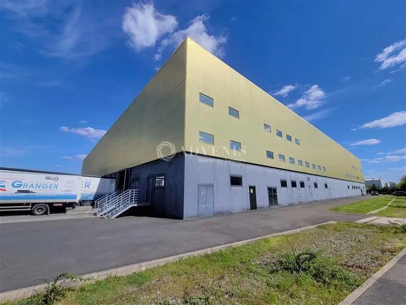 Industrial in Gennevilliers for lease Building Photo- Image 1 of 7