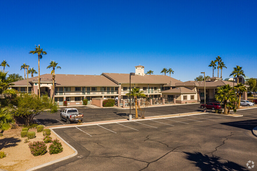 7885 W Arrowhead Towne Ctr, Glendale, AZ for sale - Primary Photo - Image 1 of 1