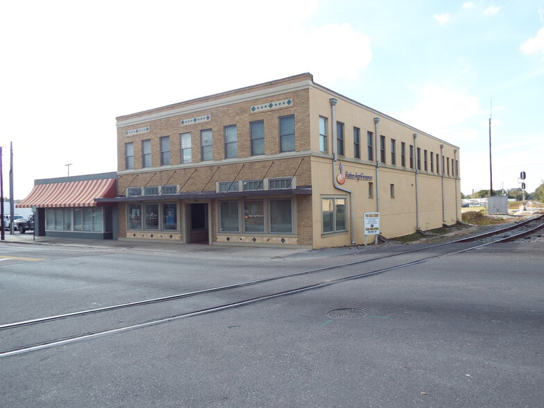 301 S Collins St, Plant City, FL for lease - Building Photo - Image 2 of 22