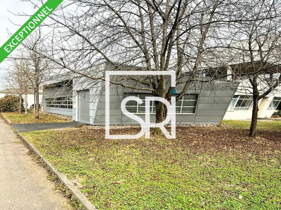 Office in Issoire for sale Building Photo- Image 1 of 13