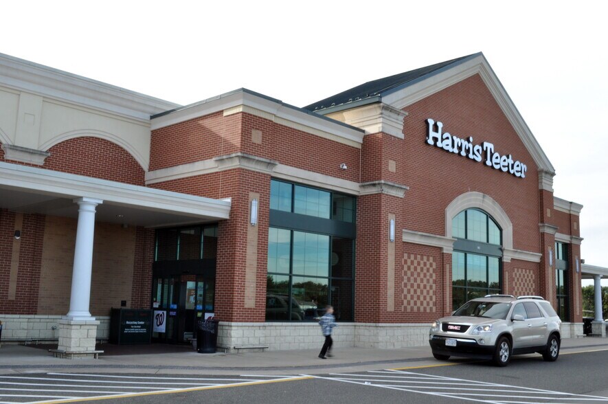 521 Fletcher Dr, Warrenton, VA for lease - Building Photo - Image 1 of 3