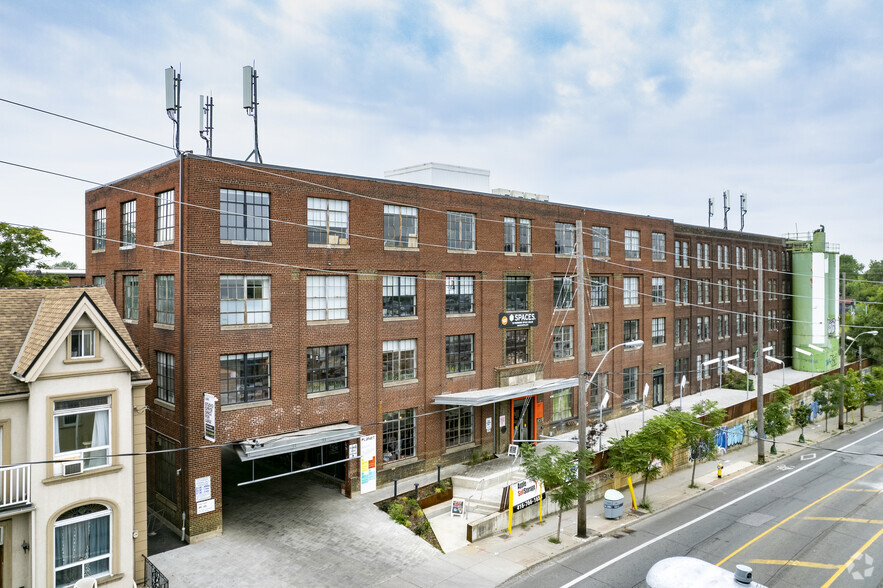 1655 Dupont St, Toronto, ON for lease - Building Photo - Image 1 of 8