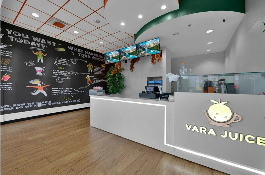 2017-2035 Polaris Pky, Columbus, OH for lease - Interior Photo - Image 3 of 10