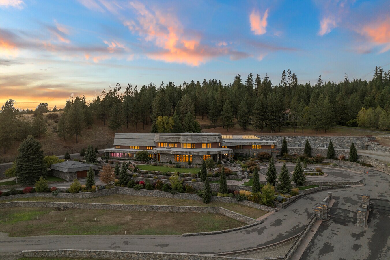 16811 E Wellesley Ave, Spokane Valley, WA 99216 The Monaco Estate