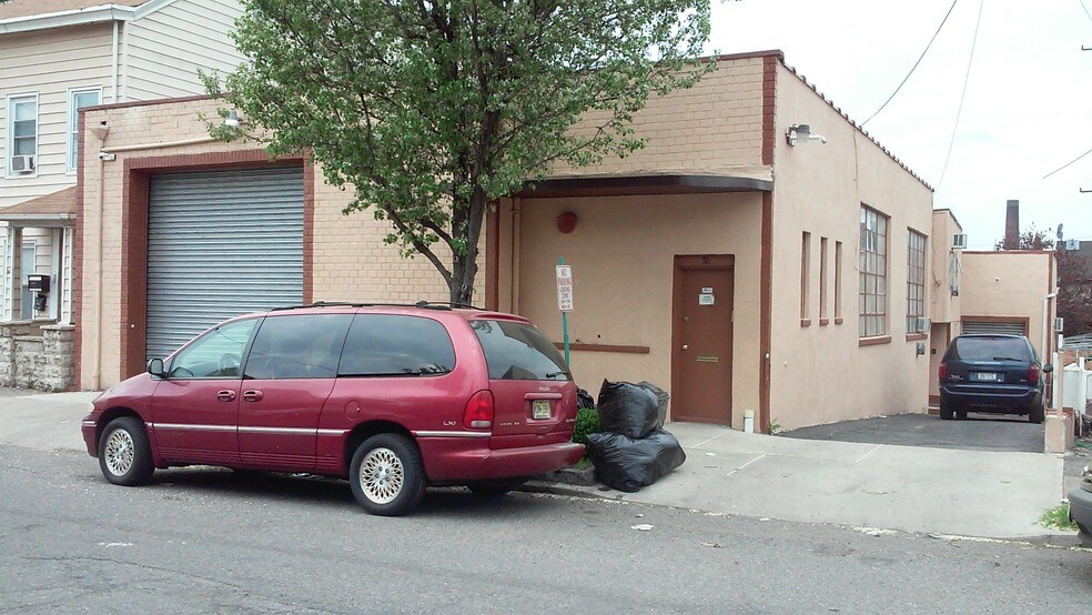 36-38 E 13th St, Paterson, NJ for sale - Primary Photo - Image 1 of 1