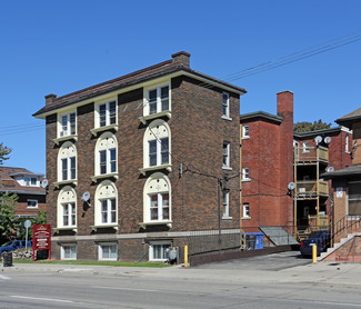 More details for 107-109 Balsam Ave S, Hamilton, ON - Multifamily for Sale