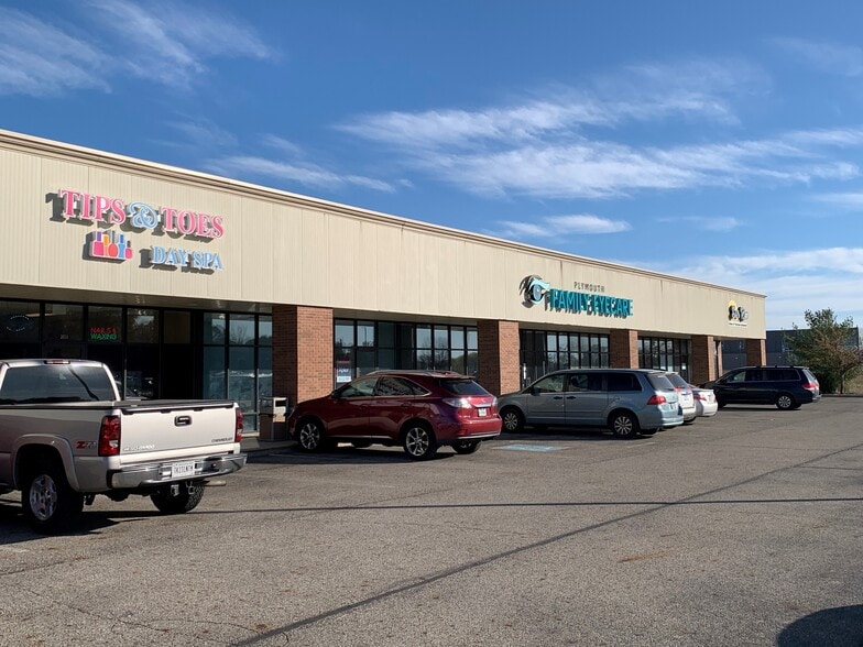 2878 Miller Dr, Plymouth, IN for lease - Building Photo - Image 3 of 12