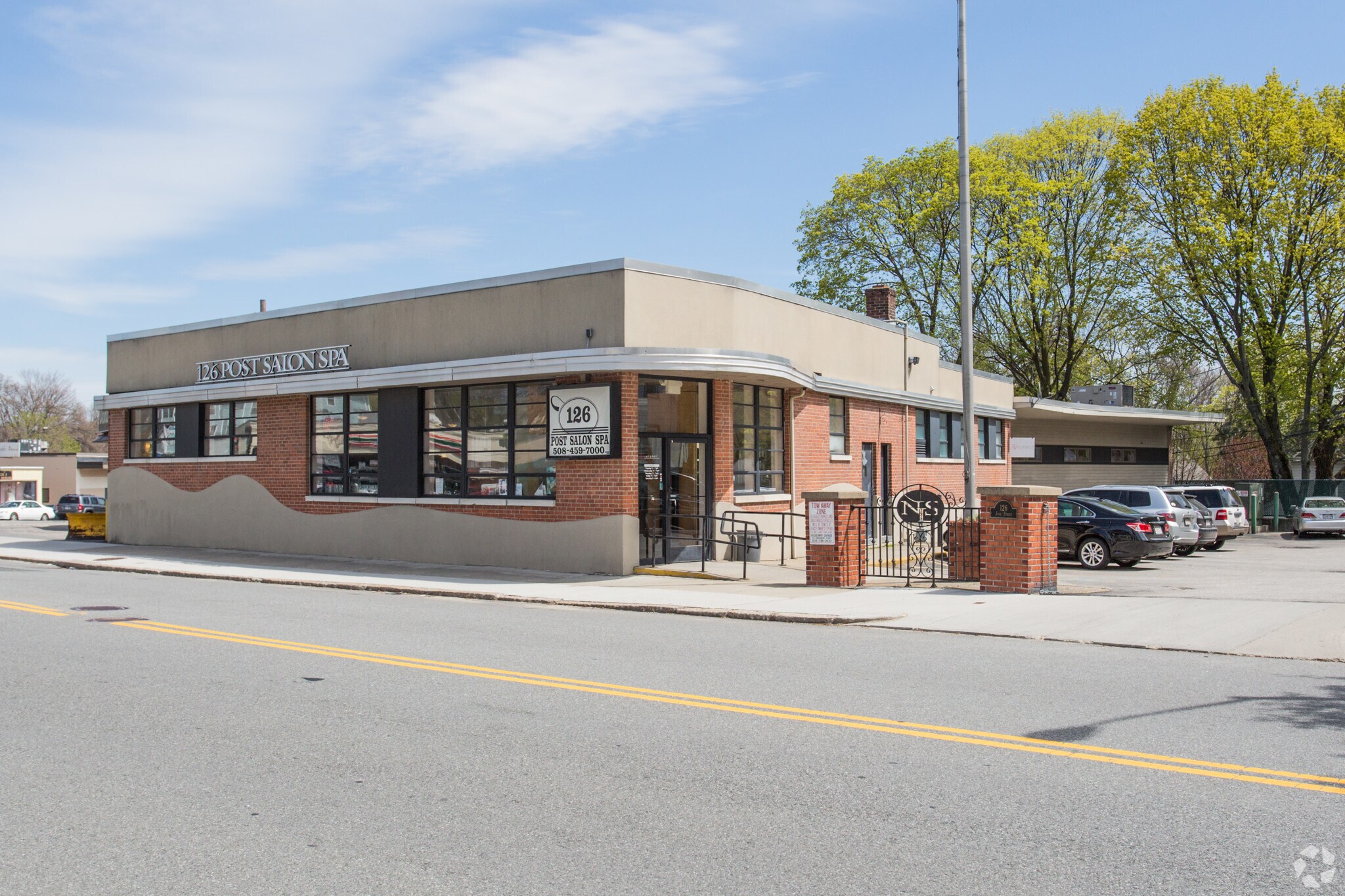 126 June St, Worcester, MA for sale Primary Photo- Image 1 of 1