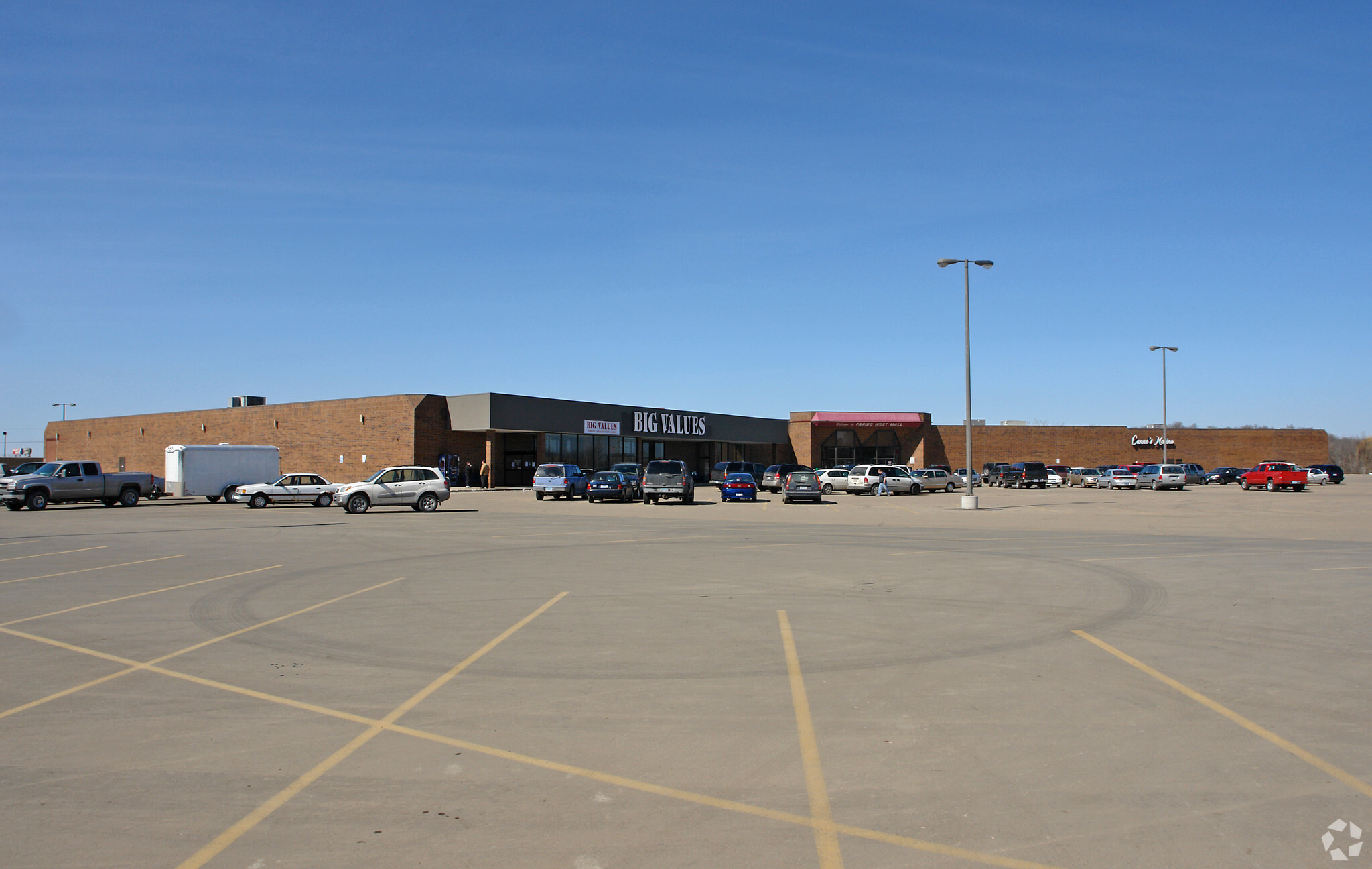 200 Western Ave NW, Faribault, MN for lease Primary Photo- Image 1 of 4