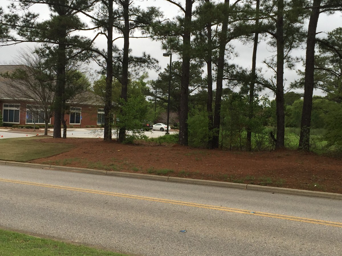 1484 Whatley Dr, Dothan, AL 36303