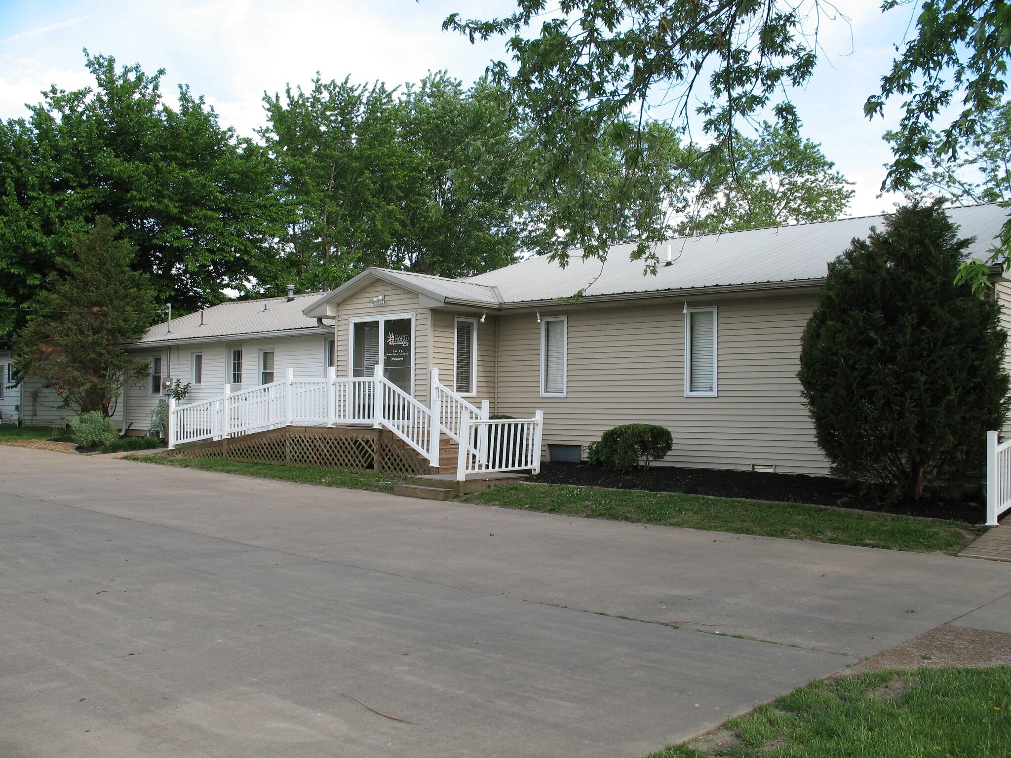 100 E Outer Rd, Scott City, MO for sale Building Photo- Image 1 of 1