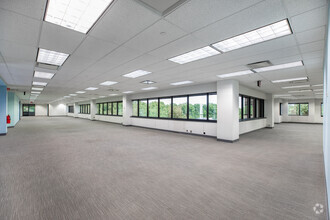 30 Independence Blvd, Warren, NJ for lease Interior Photo- Image 2 of 7