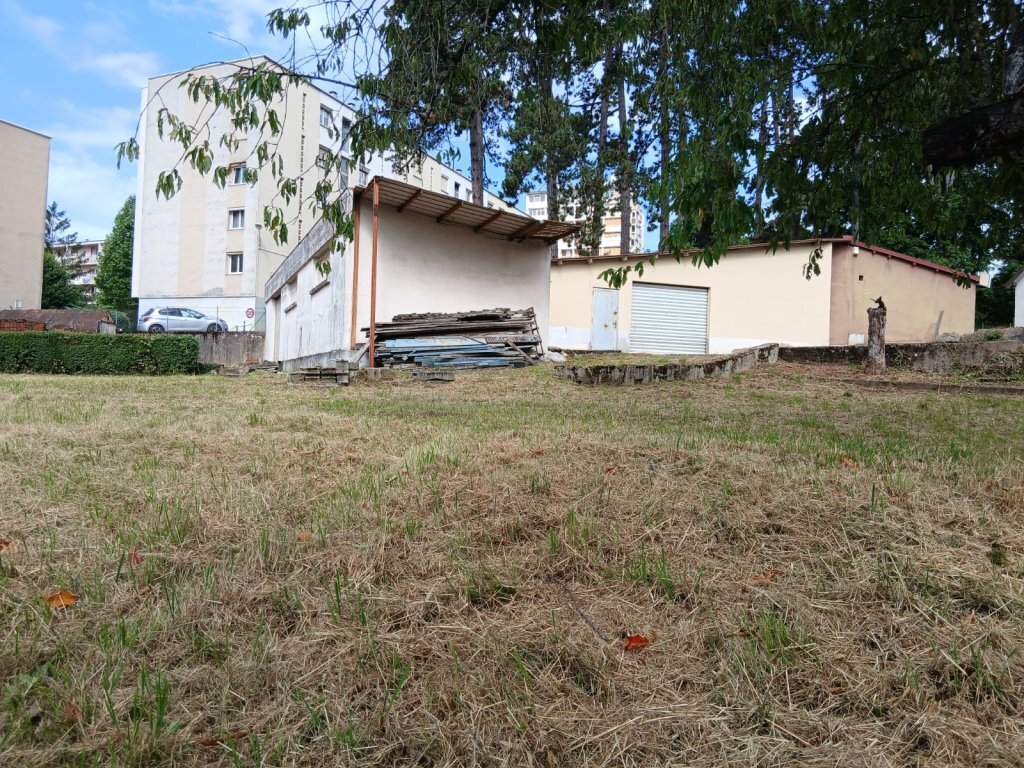 Flex in Besançon for sale Building Photo- Image 1 of 6