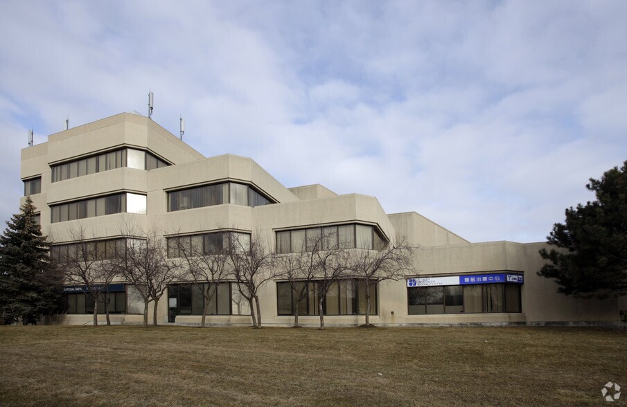 4040 Finch Ave E, Toronto, ON for lease - Building Photo - Image 2 of 15