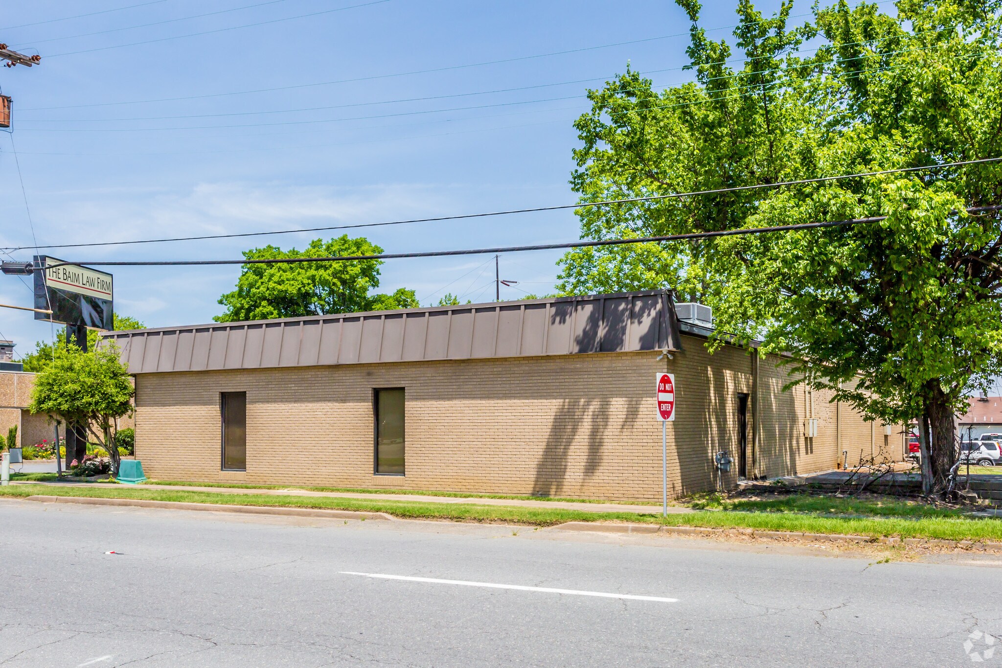 305 E 6th Ave, Pine Bluff, AR 71601 Office for Lease