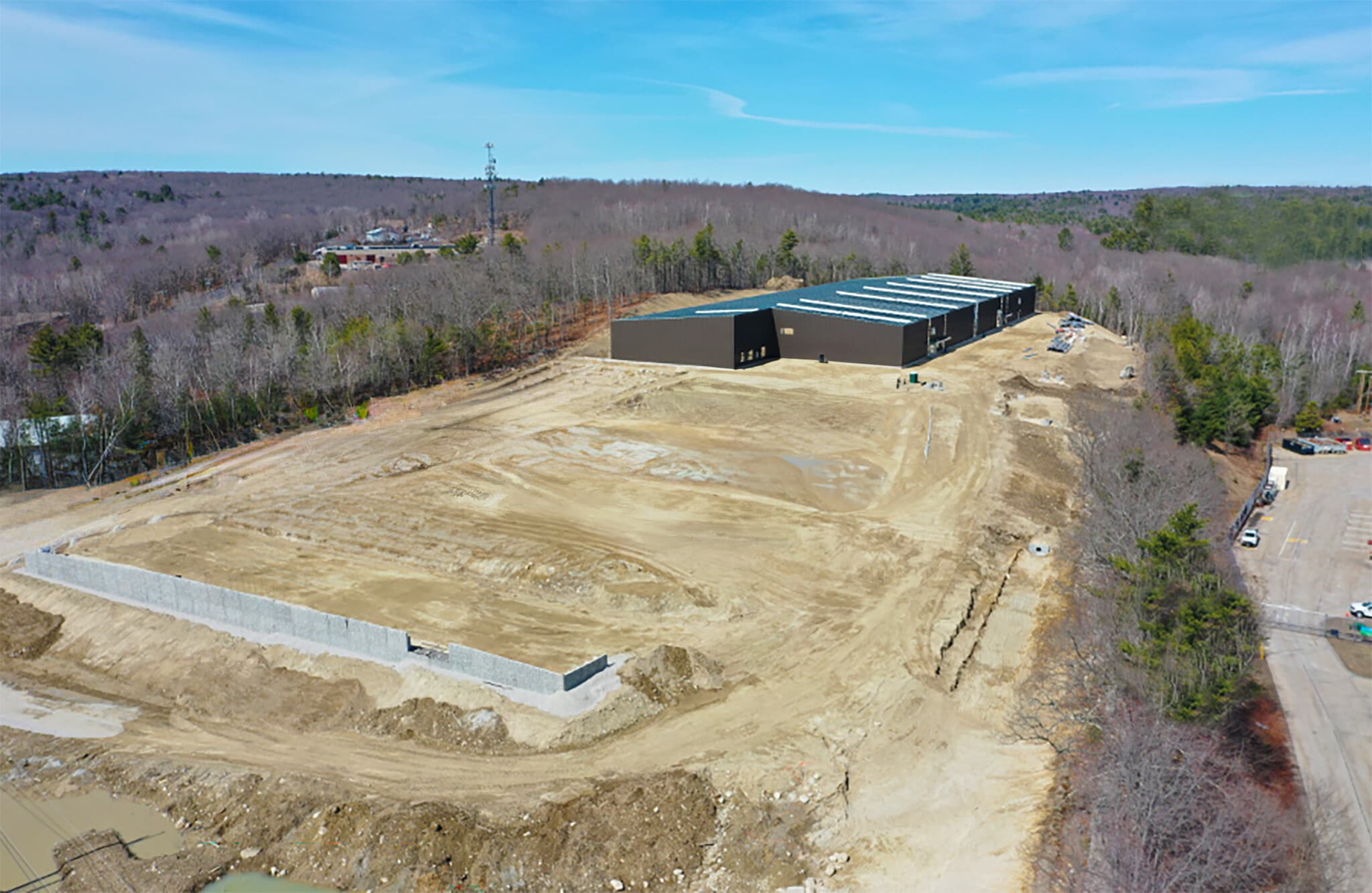 63 Londonderry Turnpike Tpke, Hooksett, NH for lease Building Photo- Image 1 of 1