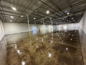 420 Grove, Orange, CA for lease Interior Photo- Image 2 of 2