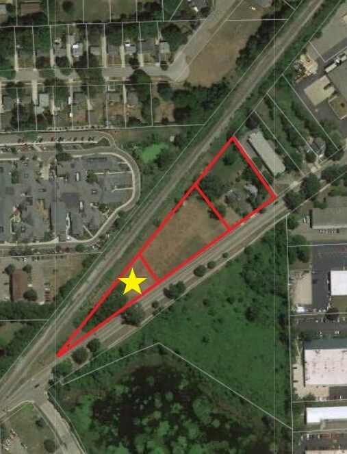 1129 Rickett Rd, Brighton, MI 48116