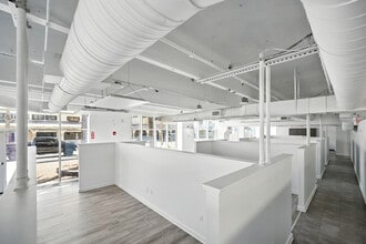 320 1st St N, Jacksonville Beach, FL for lease Interior Photo- Image 1 of 18