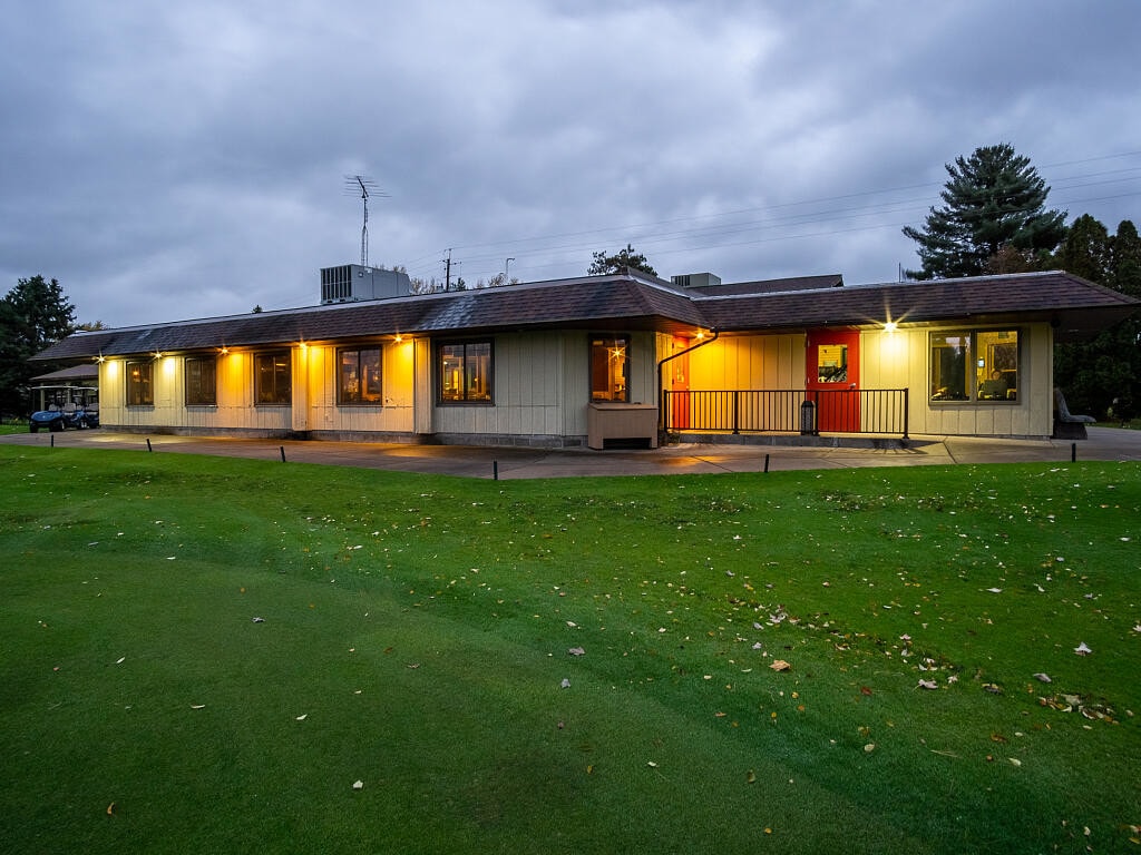 E8414 760th Ave, Colfax, WI for sale Primary Photo- Image 1 of 1