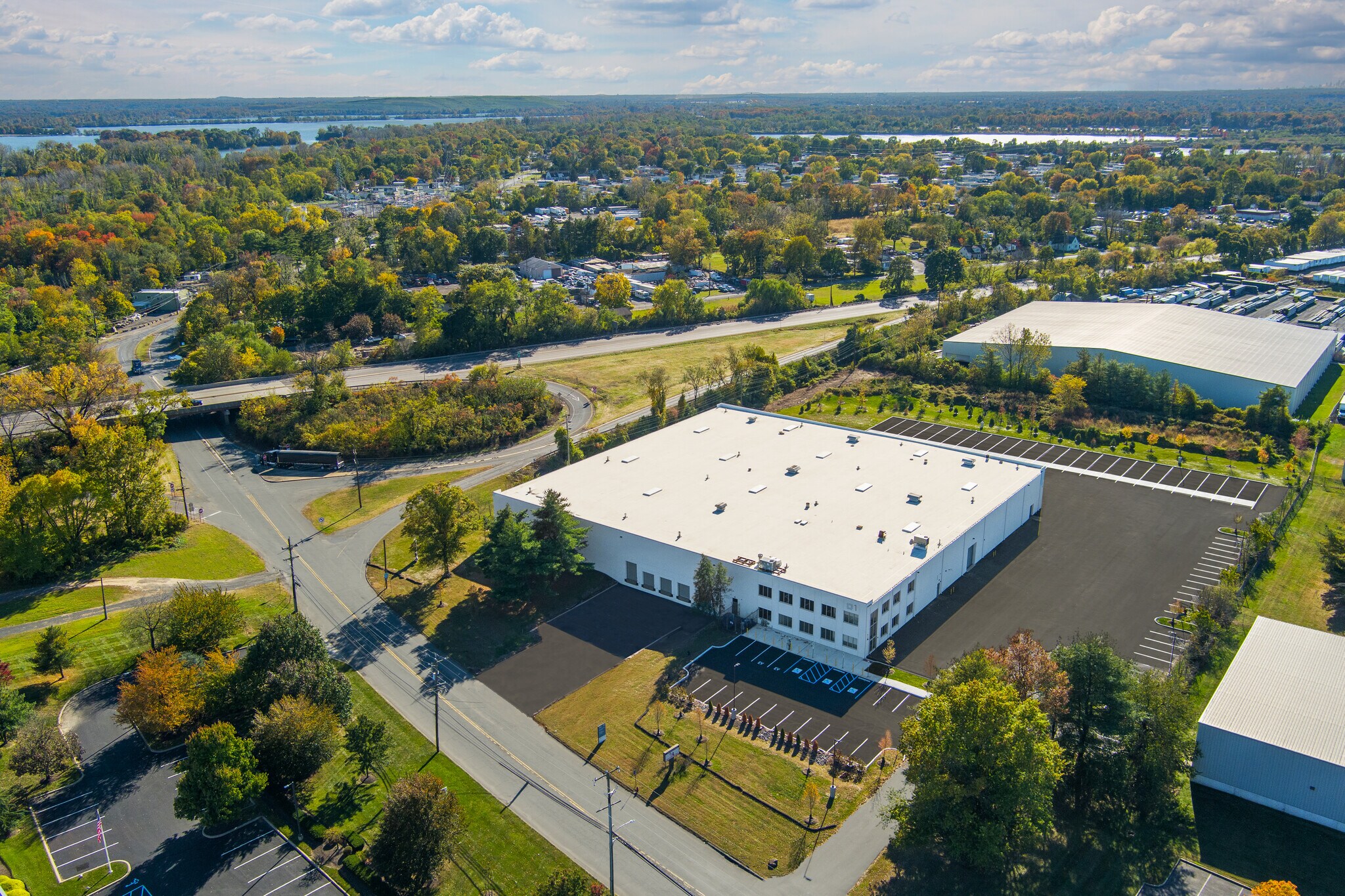 1 Newbold Rd, Fairless Hills, PA for lease Building Photo- Image 1 of 7