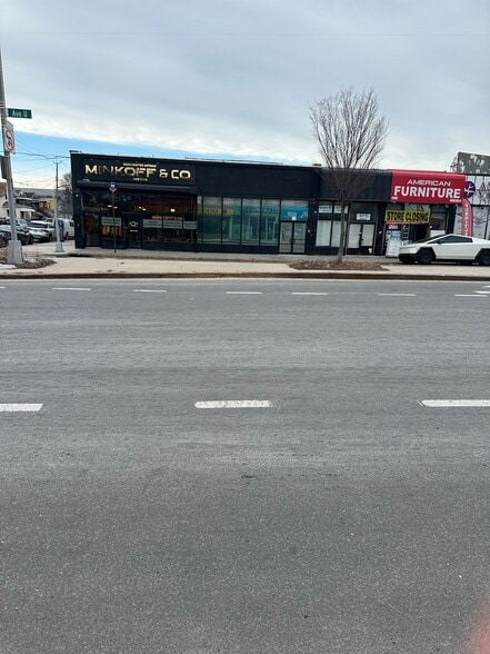 4201-4209 Avenue U, Brooklyn, NY for lease - Building Photo - Image 1 of 2