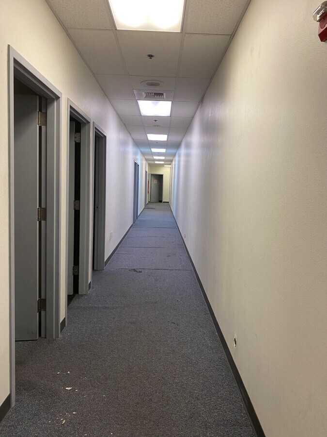 9029 Airport Blvd, Los Angeles, CA 90009 | LoopNet