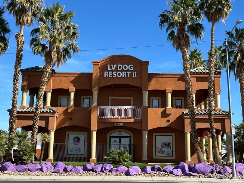6188 S Sandhill Rd, Las Vegas, NV for sale - Building Photo - Image 3 of 43