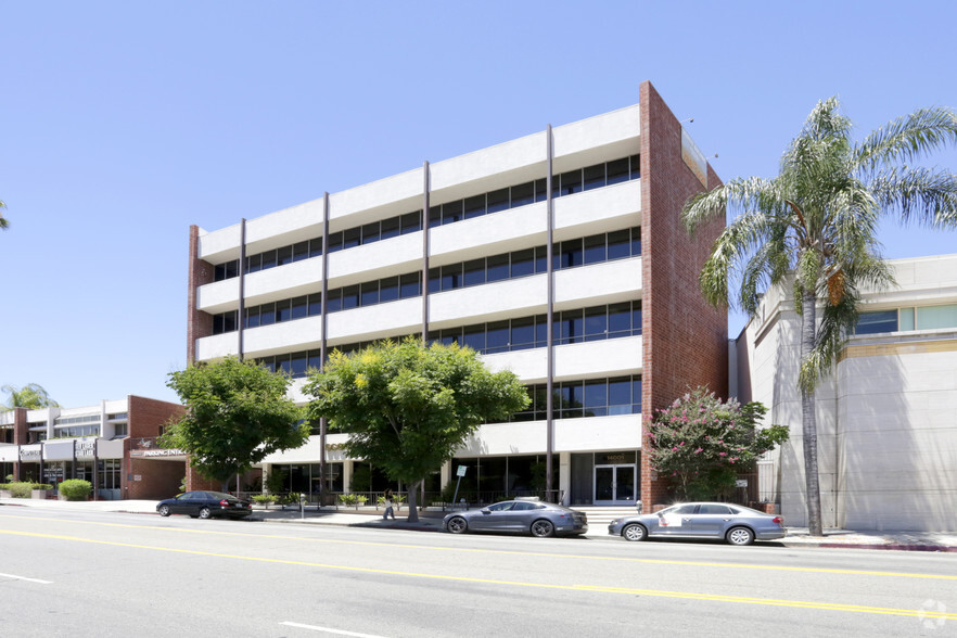 14011 Ventura Blvd, Sherman Oaks, CA for lease - Building Photo - Image 3 of 4