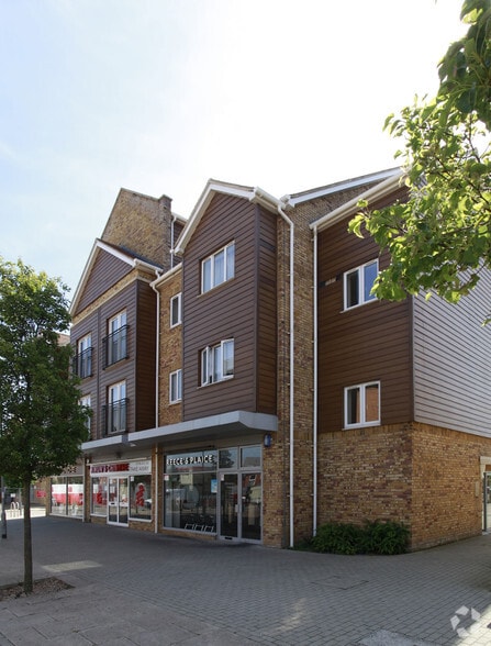 Quartz Way, Sittingbourne for lease - Building Photo - Image 3 of 9