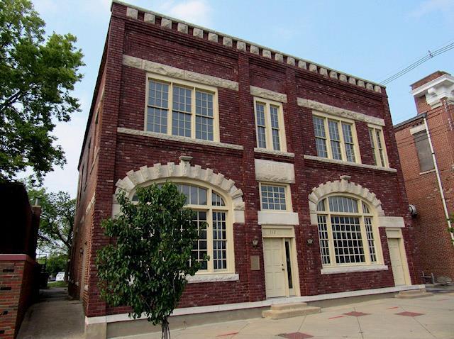 112 W Laurel St, Independence, KS for sale - Primary Photo - Image 1 of 1