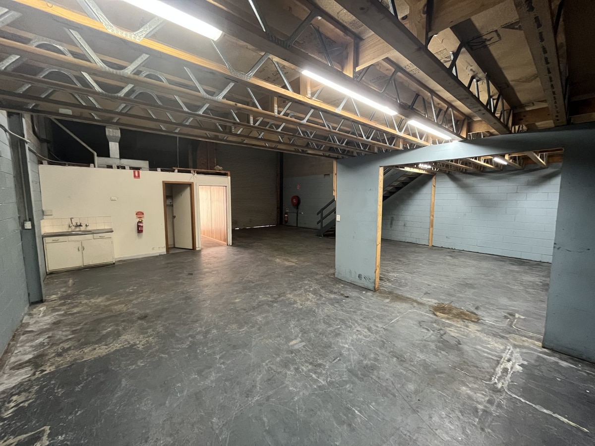 18-26 Crawford St, Braeside, VIC 3195 - Unit 22 - - Interior Photo - Image 2 of 3